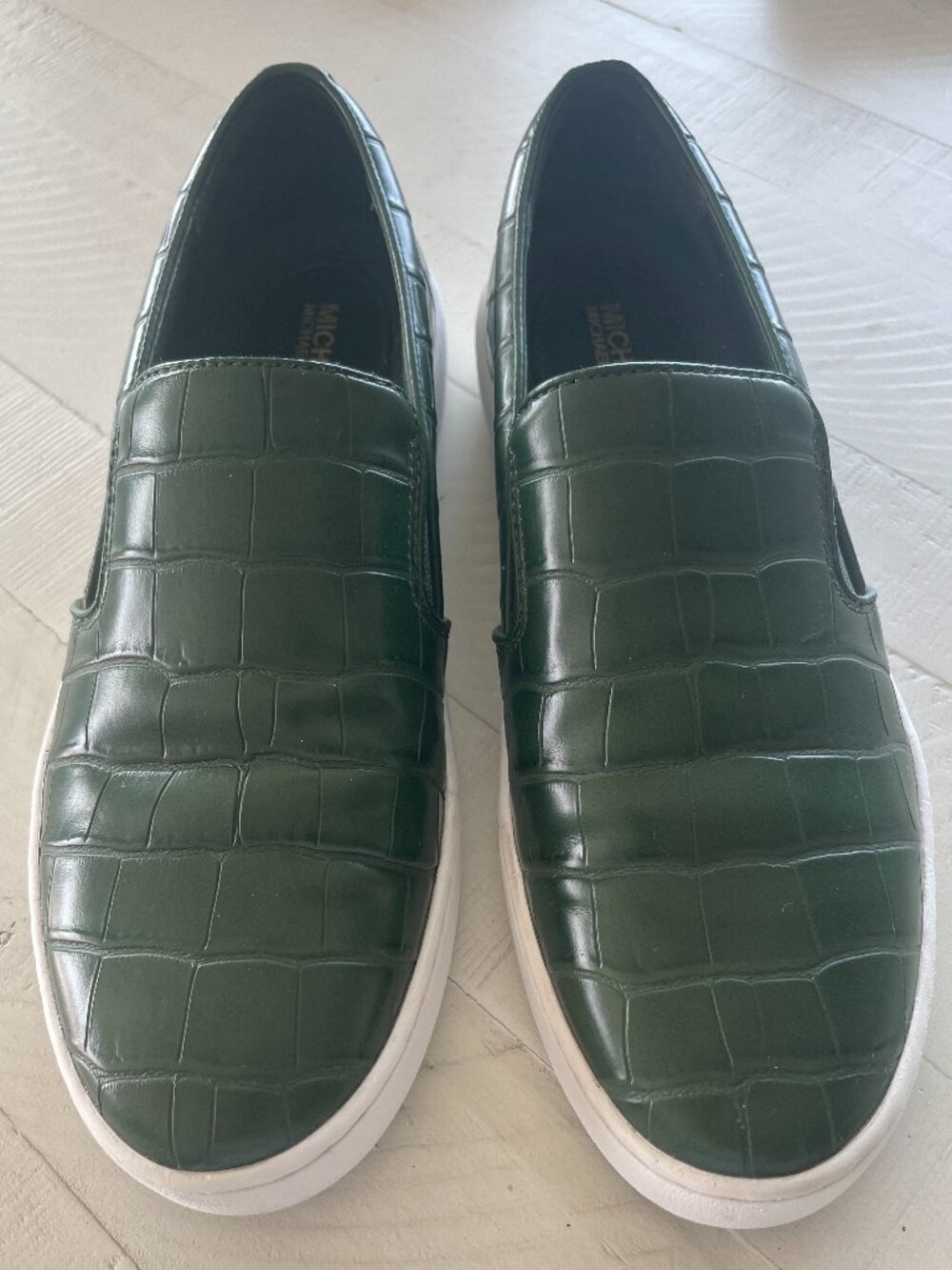 MICHAEL KORS KEATON CROCODILE EMBOSSED SLIP ON SNEAKERS GREEN SIZE 7 PREOWNED